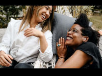 Switching to in-person conversations is easy with Voice Detect