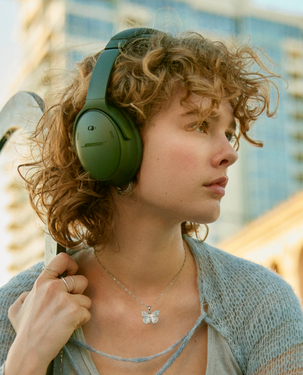 Bose QuietComfort Wireless Headphone | Bluetooth 5.1 | ANC | 24 Hour Play Time - Cypress Green