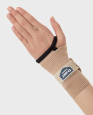 Dr. Med W136 Elastic Wrist Support (Universal) | Adjustable Winding Wrap | Warmth and Compression | Ideal for Sprains, Strains, Tendonitis, Bursitis and Wrist Injury