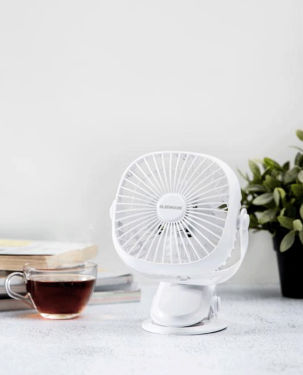 Olsenmark OMF1835 Rechargeable Multifunction Mini Fan
