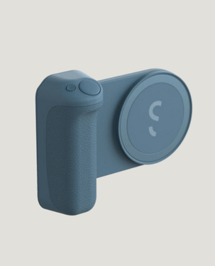 ShiftCam SnapGrip Magnetic Snap-On Camera Grip & Battery | 3200mAh | 5W Qi | SG-IN-PK-EF (Blue Jay) in Qatar